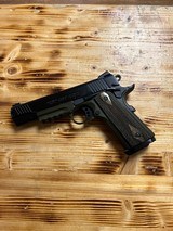 COLT COLT RAIL GUN GOVERNMENT MODEL - 1 of 4