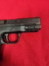 SMITH & WESSON M&P 9 Sheild EZ M2.0 - 2 of 6