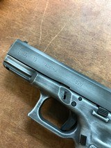 GLOCK 19 g19 gen 3 - 4 of 5