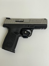 SMITH & WESSON SD40 VE - 4 of 4