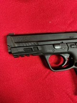 SMITH & WESSON M&P40 M2.0 - 5 of 6