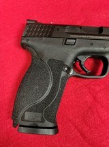 SMITH & WESSON M&P40 M2.0 - 4 of 6