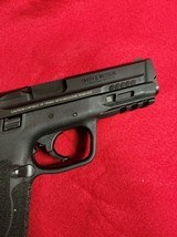 SMITH & WESSON M&P40 M2.0 - 3 of 6