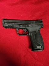 SMITH & WESSON M&P40 M2.0 - 2 of 6