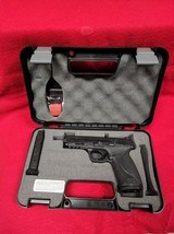 SMITH & WESSON M&P40 M2.0 - 1 of 6