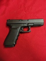 GLOCK 21 G21 Gen 4 (with night sights) - 4 of 6