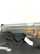 Sig Sauer P226 X-Six - 3 of 4