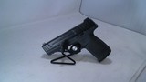 SMITH & WESSON SD40 - 2 of 4