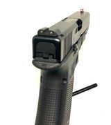 GLOCK 17M 9MM Night Sights - 5 of 7