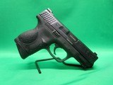SMITH & WESSON M&P40C - 1 of 7