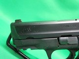 SMITH & WESSON M&P40C - 4 of 7
