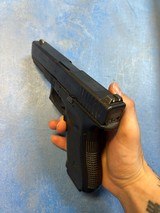 GLOCK 22 G22 Gen 3 NIGHT SIGHTS - 2 of 4