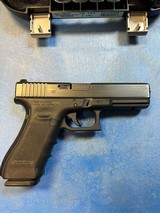 GLOCK g17 gen 4 night sights - 2 of 5