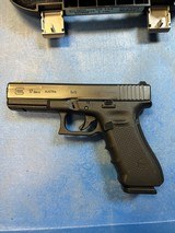 GLOCK g17 gen 4 night sights - 3 of 5