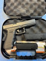 GLOCK g17 gen 4 night sights - 1 of 5