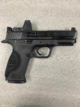 SMITH & WESSON M&P9 - 1 of 3