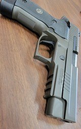 SIG SAUER P226 LEGION - 5 of 6