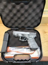 GLOCK 19 g19 gen 3 - 5 of 6