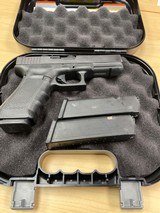 GLOCK GLOCK 22 GEN 4 - 1 of 3