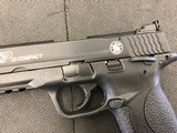 SMITH & WESSON M&P22 COMPACT - 4 of 7