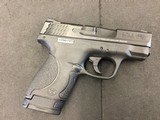SMITH & WESSON M&P9 SHIELD - 1 of 6