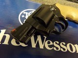 SMITH & WESSON 360 - 2 of 7
