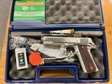 COLT 1911 GOVERNMENT Ducks Unlimited - 4 of 5