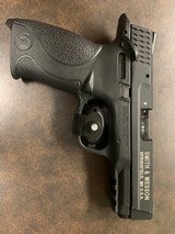 SMITH & WESSON M&P 22 - 1 of 4