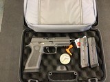 SIG SAUER P320 X Carry legion - 1 of 7