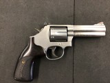 SMITH & WESSON 686-6 - 1 of 6