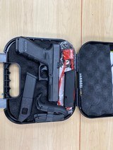 GLOCK 17Gen4 - 1 of 3