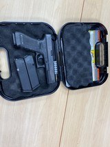 GLOCK glock 17 gen 4 - 1 of 3