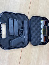 GLOCK glock 17 gen 4 - 2 of 3