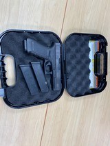GLOCK glock 17 gen 4 - 1 of 3