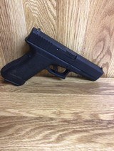 GLOCK 17 - 1 of 4