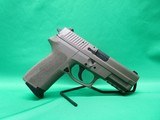 SIG SAUER SP2022 - 1 of 7