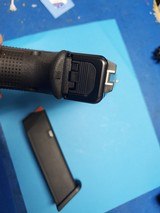 GLOCK 17Gen 5 - 2 of 3