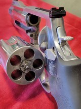 SMITH & WESSON S&W500 - 4 of 6