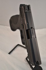 SMITH & WESSON M&P 40 - 4 of 7