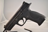 SMITH & WESSON M&P 40 - 2 of 7