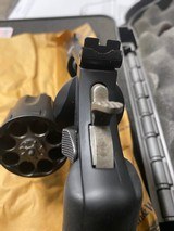 SMITH & WESSON 327 TRR8 PERFORMANCE - 4 of 7