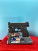 SMITH & WESSON SHIELD M2.0 - 1 of 3