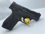 SMITH & WESSON M&P 9 sheild - 3 of 7