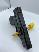 SMITH & WESSON M&P 9 sheild - 4 of 7