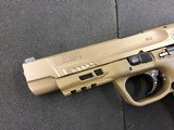SMITH & WESSON M&P9 M2.0 11537 - 3 of 7