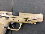 SMITH & WESSON M&P9 M2.0 11537 - 5 of 7