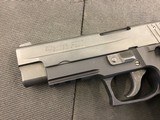 SIG SAUER P226 - 6 of 7