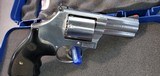SMITH & WESSON 686 PLUS 3-5-7 MAGNUM SERIES - 2 of 5