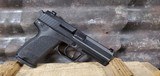 HECKLER & KOCH USP - 2 of 2