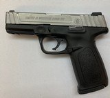 SMITH & WESSON SD40 VE - 2 of 7